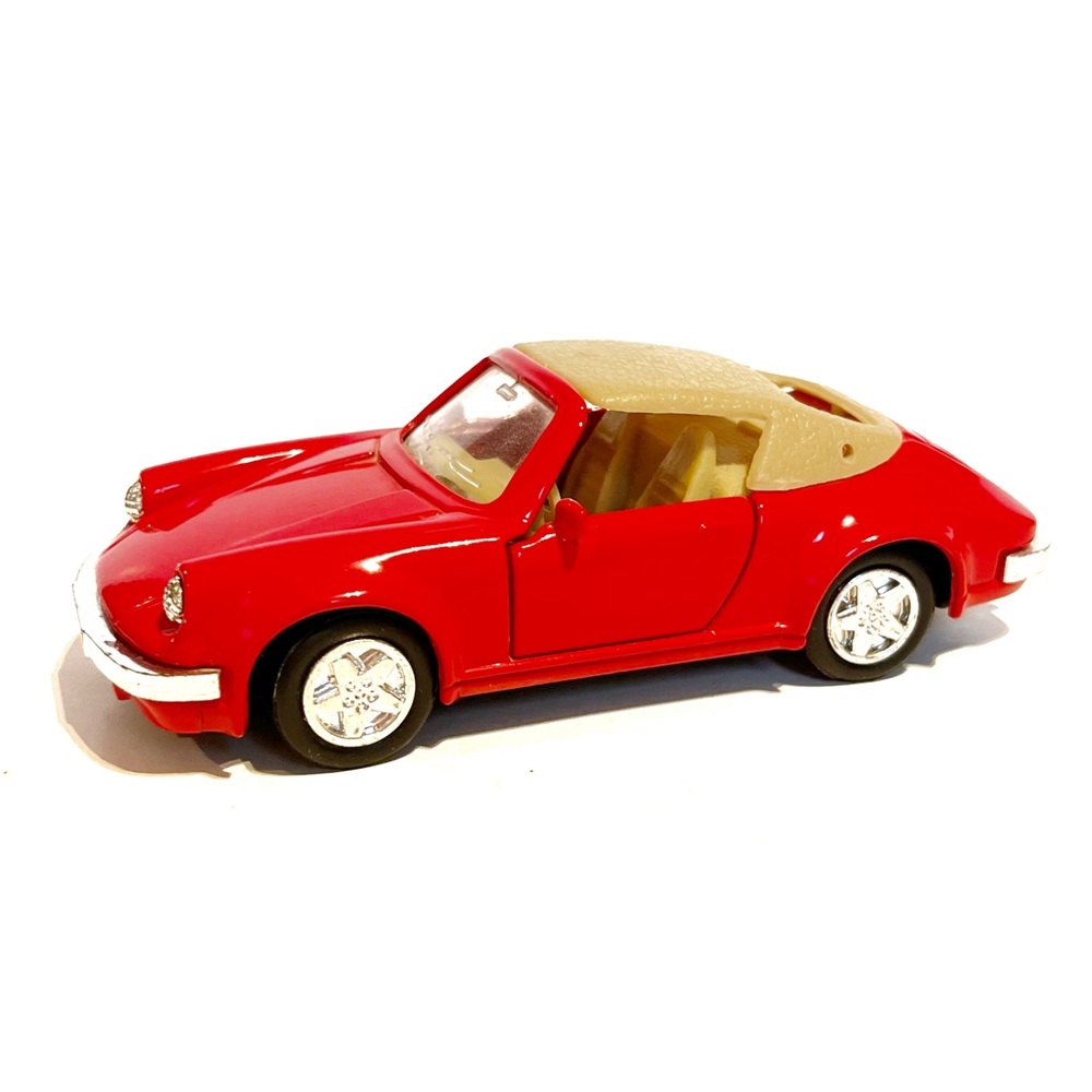 Vintage Red Convertible Die Cast Model Car 1/35 Scale Beige Top Opening Door Toy
